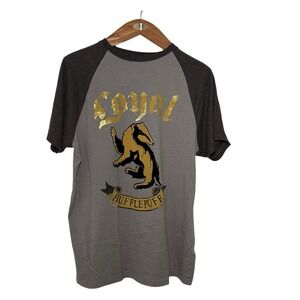 Hufflepuff Loyal Raglan Shirt Size L Universal Studios‎ Harry Potter